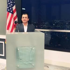 Meet your Posher, Roberto